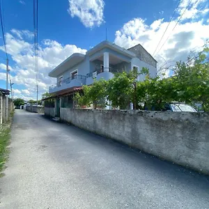  Guest house Seli